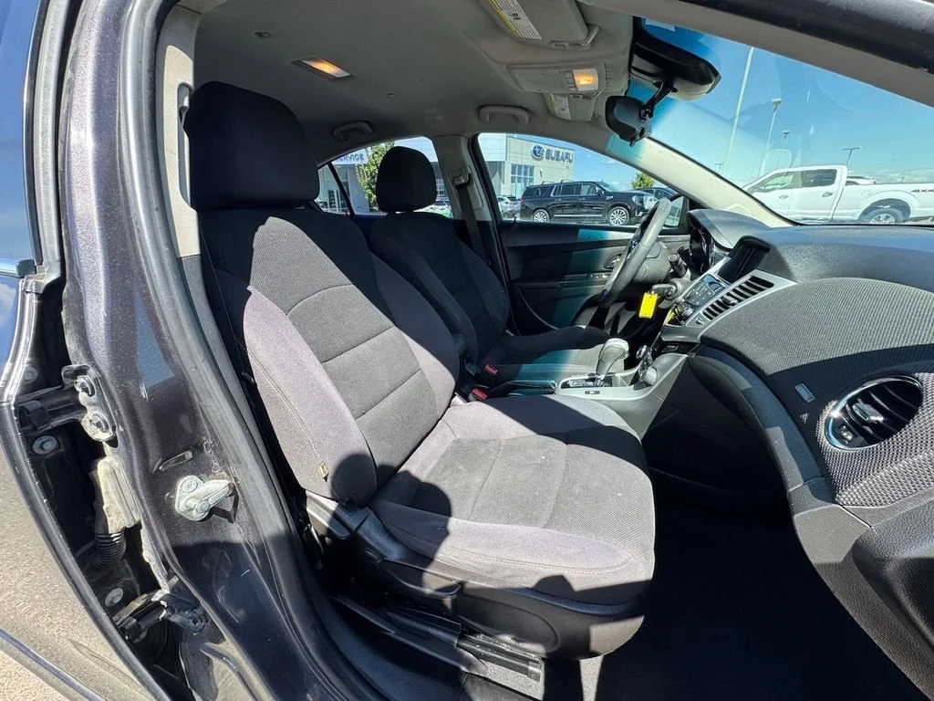 Used 2015 Tungsten Metallic Chevrolet LT image 45