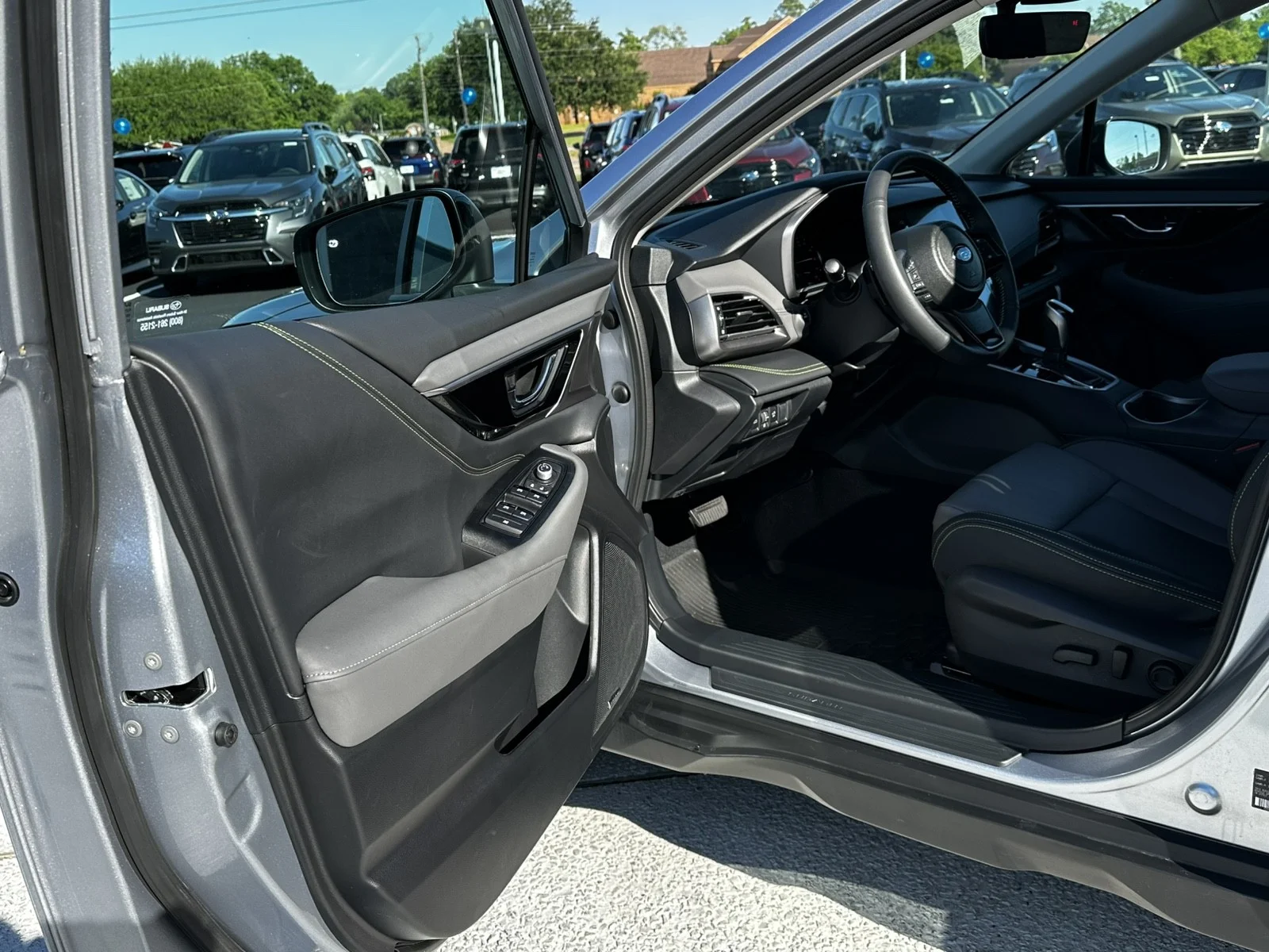 2025 Subaru Outback Onyx Edition - Photo 25