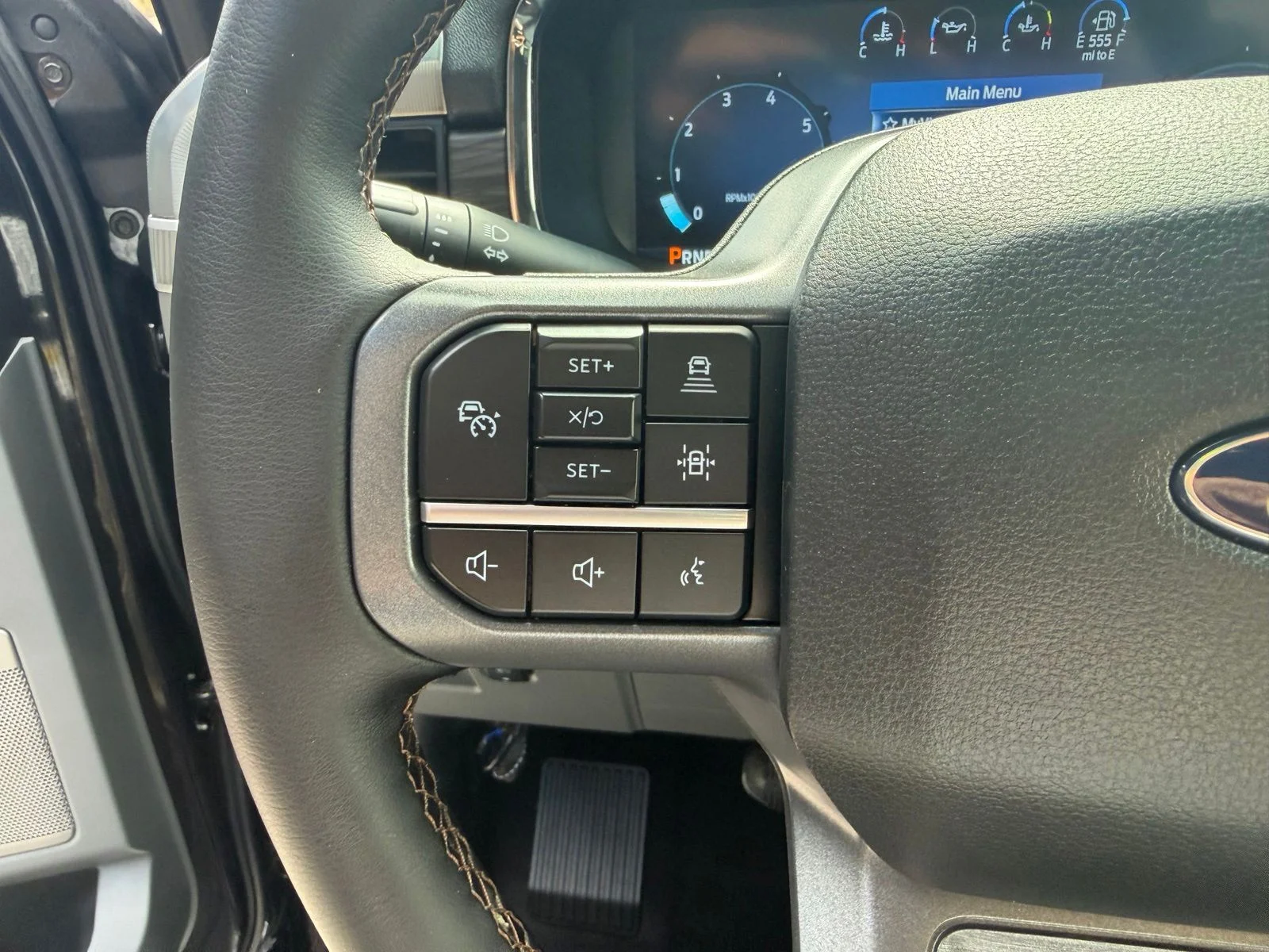 Used 2025 Black Ford Lariat image 17