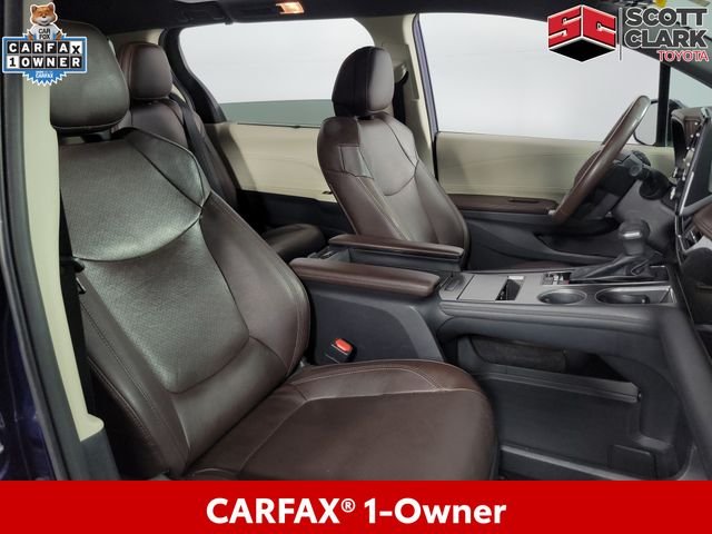 Used 2021  Toyota Platinum image 15