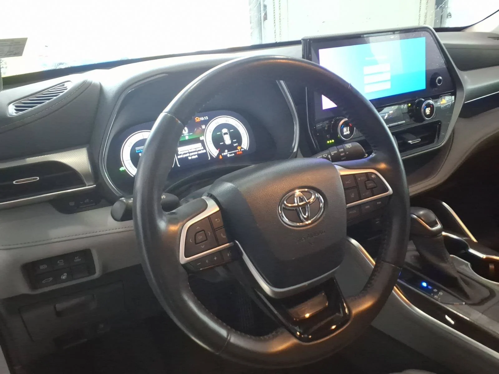 Used 2023 Celestial Silver Metallic Toyota Hybrid Platinum image 11