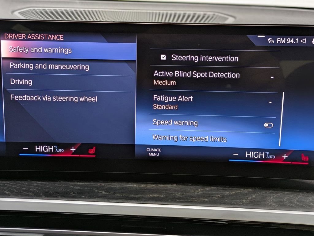 2023 BMW 3 Series 330i - Photo 13