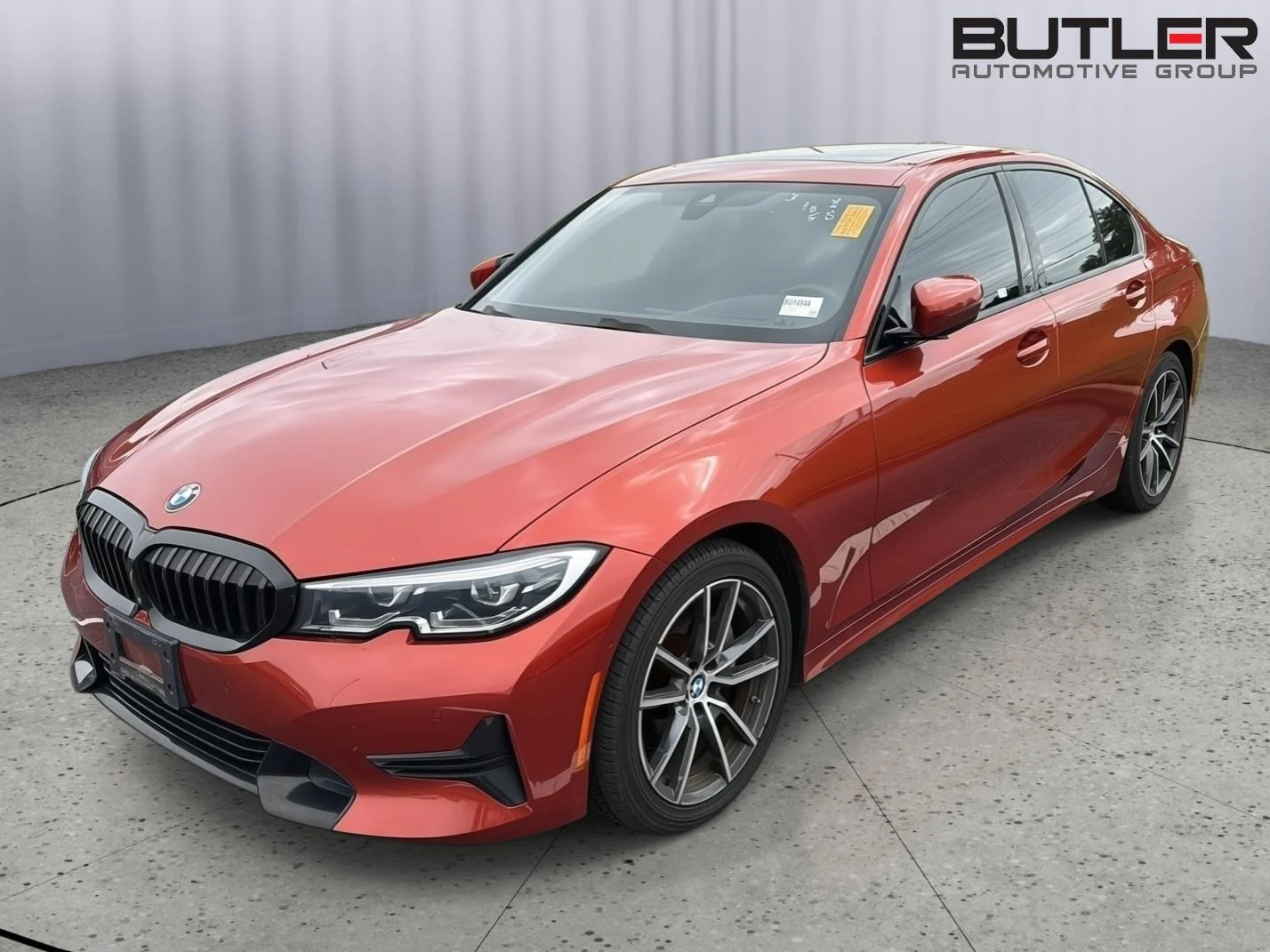 2021 BMW 3 Series 330i Sedan's photo