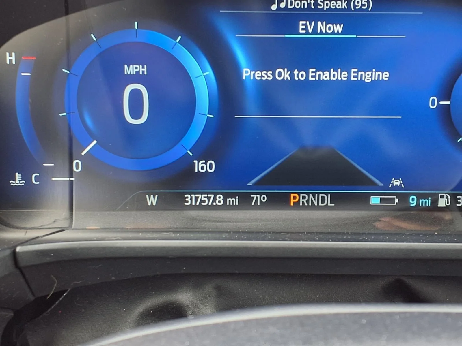 Used 2022 Agate Black Metallic Ford SEL Plug-In Hybrid image 28