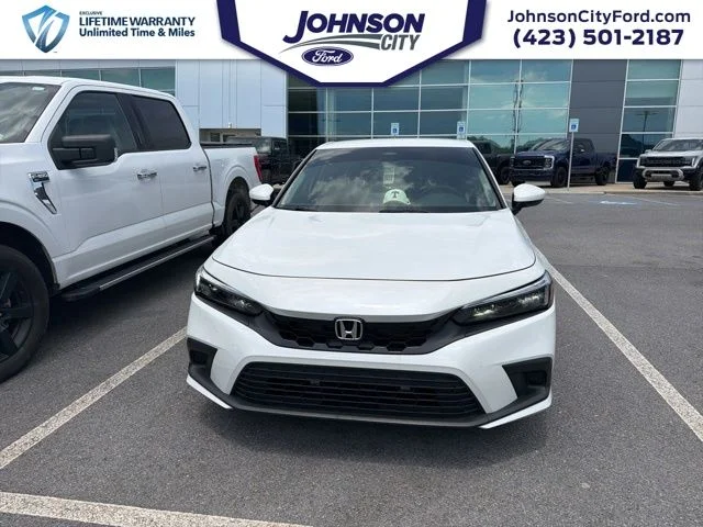 Used 2023 White Honda LX image 1