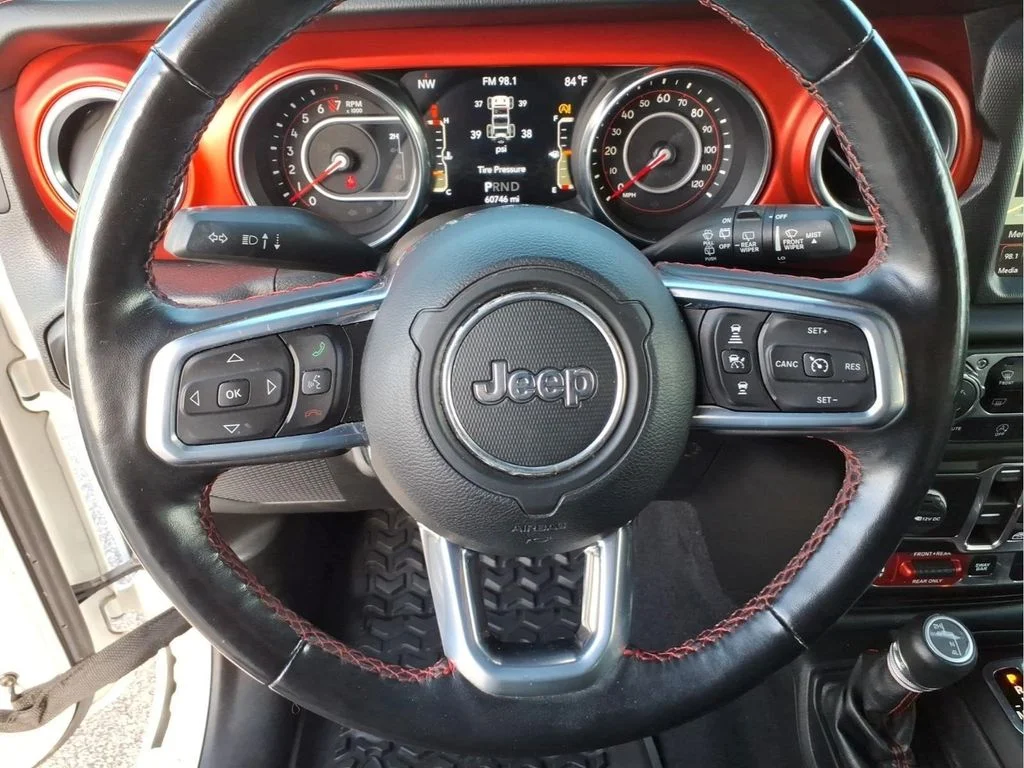 Used 2020 White Jeep Unlimited Rubicon image 21