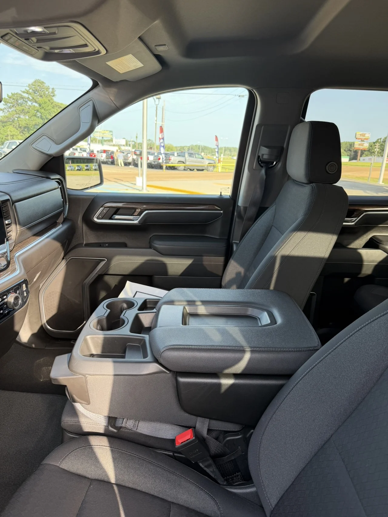 Used 2026 Summit White Chevrolet RST image 11
