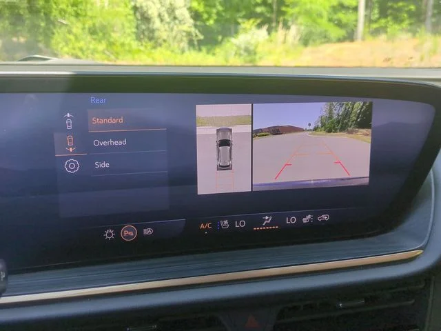 Used 2025 Black Buick Avenir image 37
