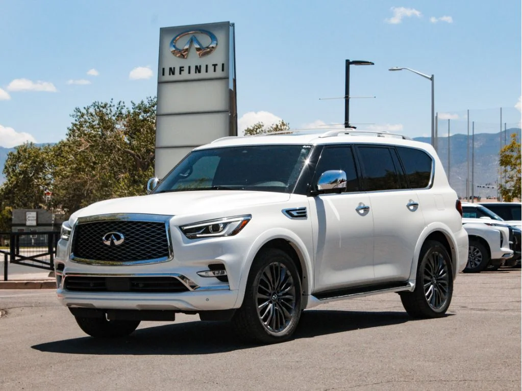 Used 2023 Moonstone White INFINITI SENSORY image 1