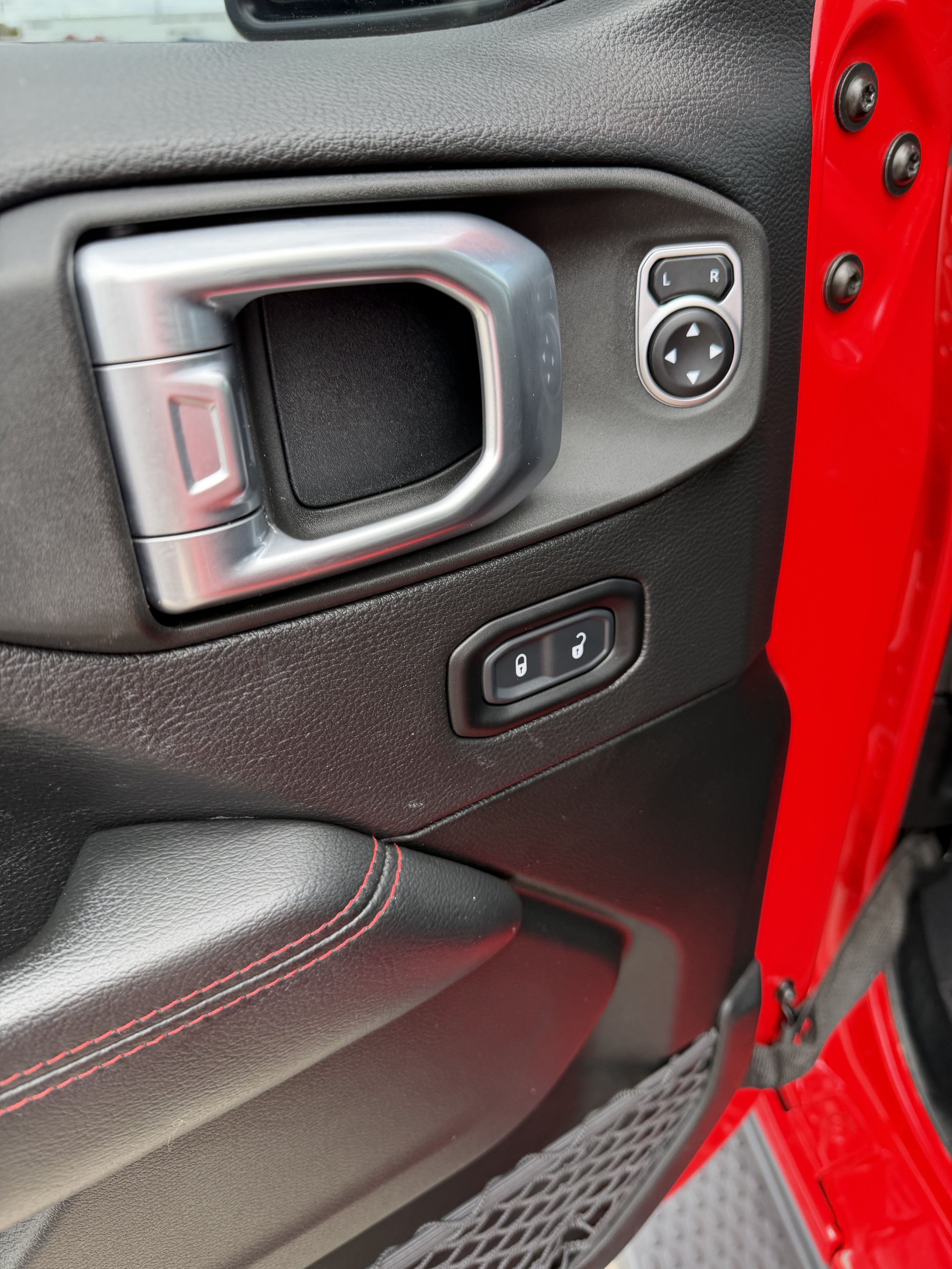 Used 2020 Firecracker Red Clearcoat Jeep Rubicon image 9