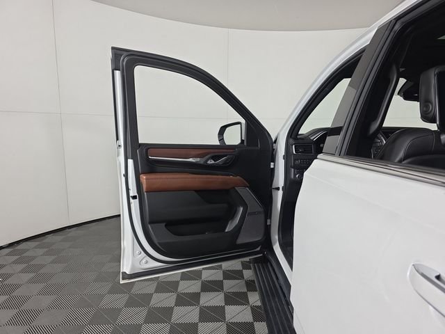 Used 2024 White Frost GMC Denali Ultimate image 23