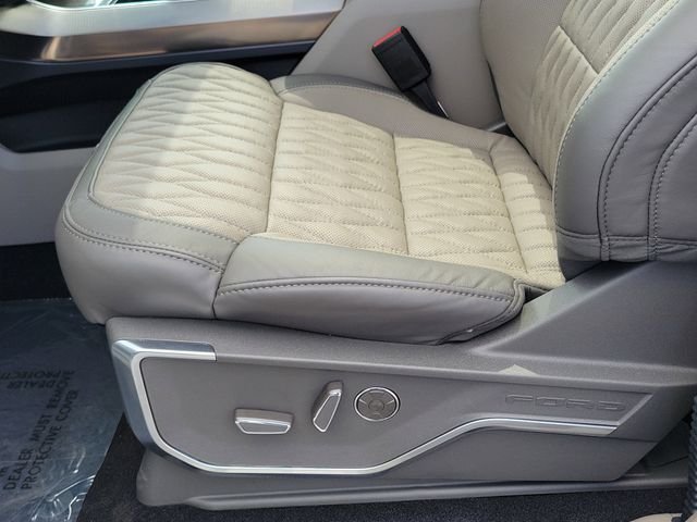 New 2026 Star White Metallic Tri-Coat Ford Platinum® image 18
