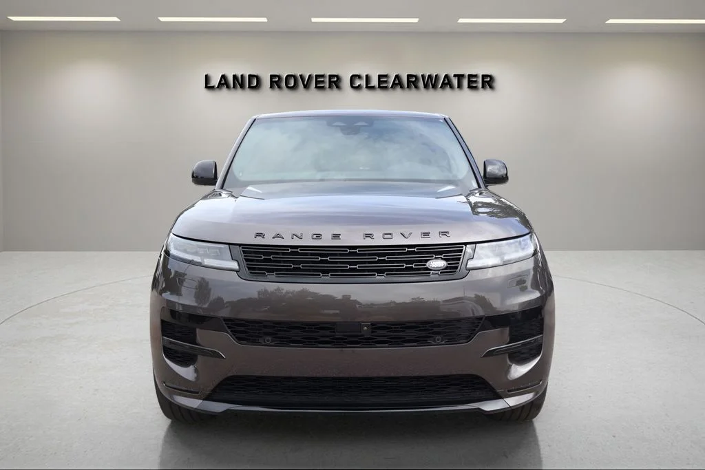 New 2026 Charente Grey Land Rover Dynamic SE image 8