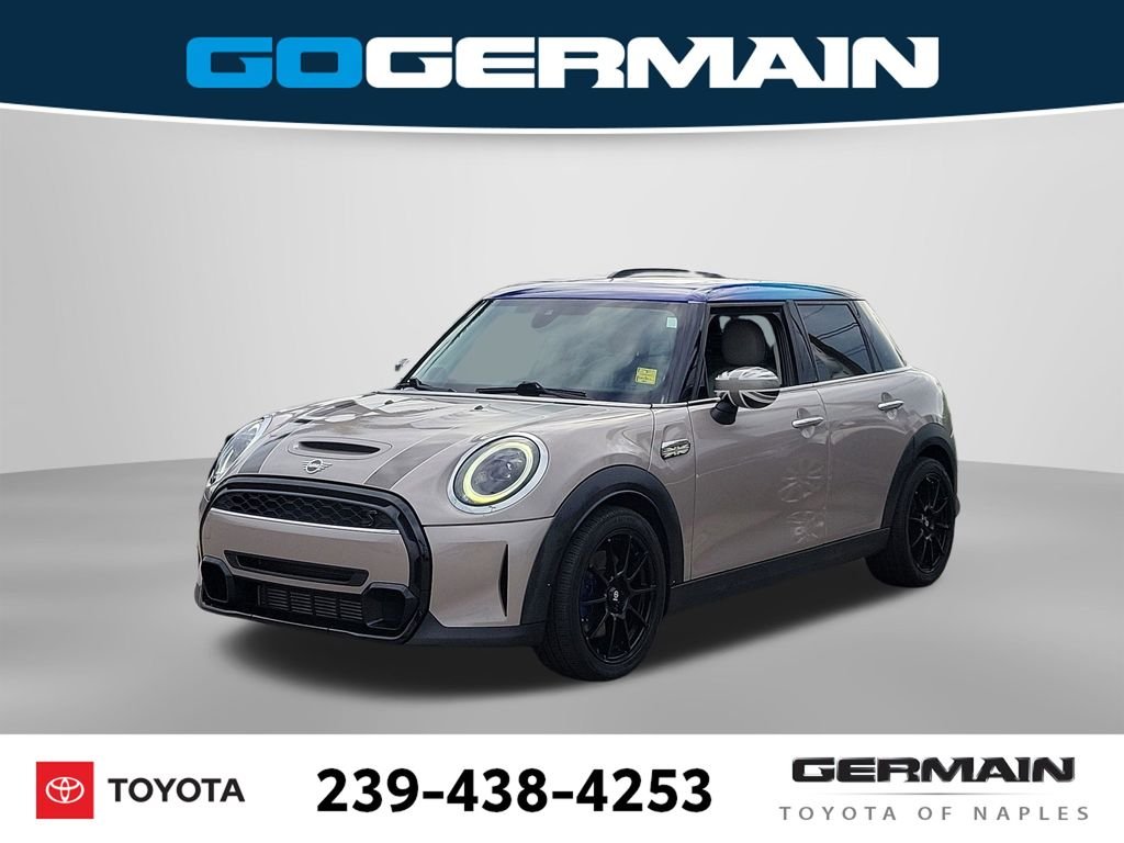 2022 MINI Hardtop Cooper S's photo