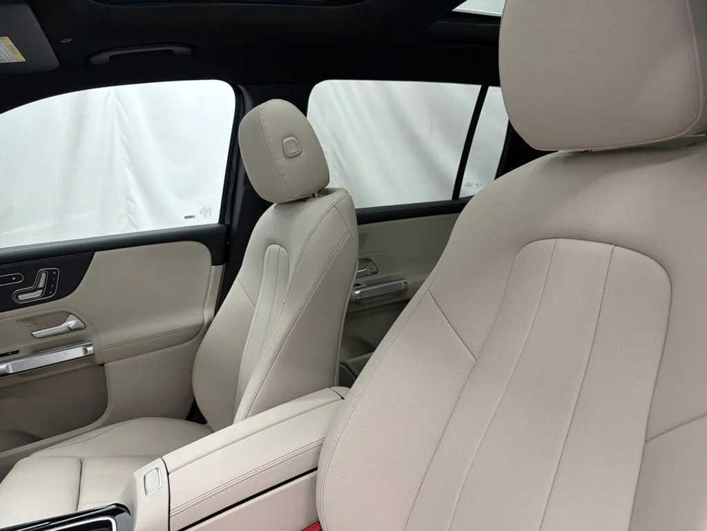New 2026 Black Mercedes-Benz GLB 250 image 13