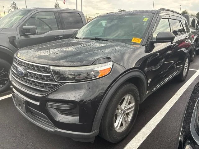 Used 2020 Black Ford XLT image 3