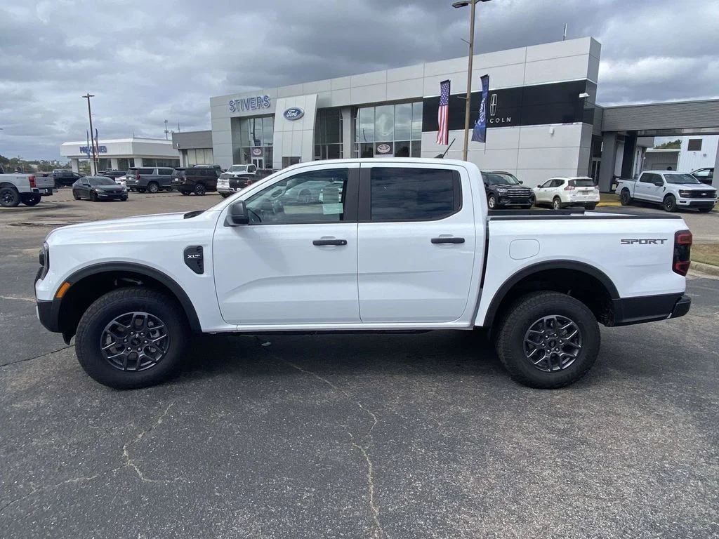 New 2026 Oxford White Ford XLT image 6
