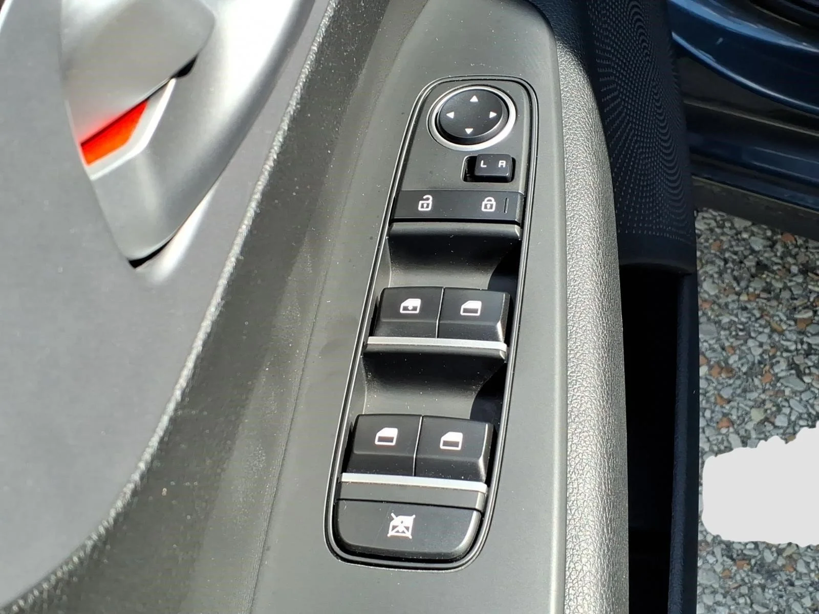 Used 2023 Gravity Gray Kdg Kia LXS image 19