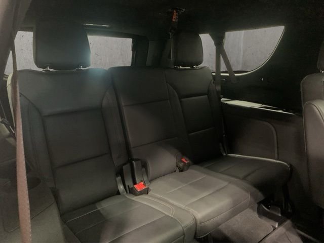 Used 2025 Black Chevrolet High Country image 21