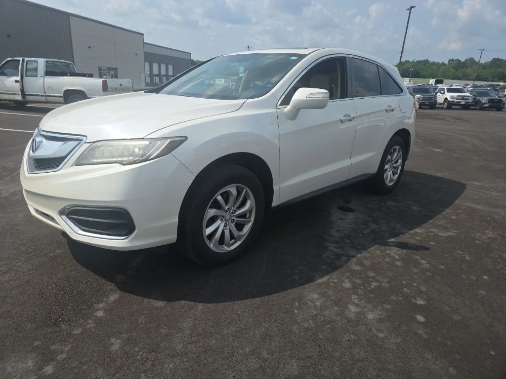 Used 2016  Acura Base image 4