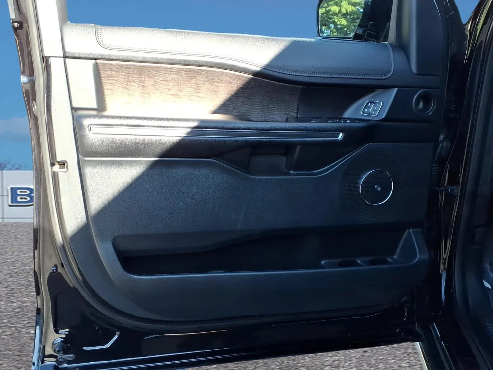Used 2020 Agate Black Ford Limited image 12