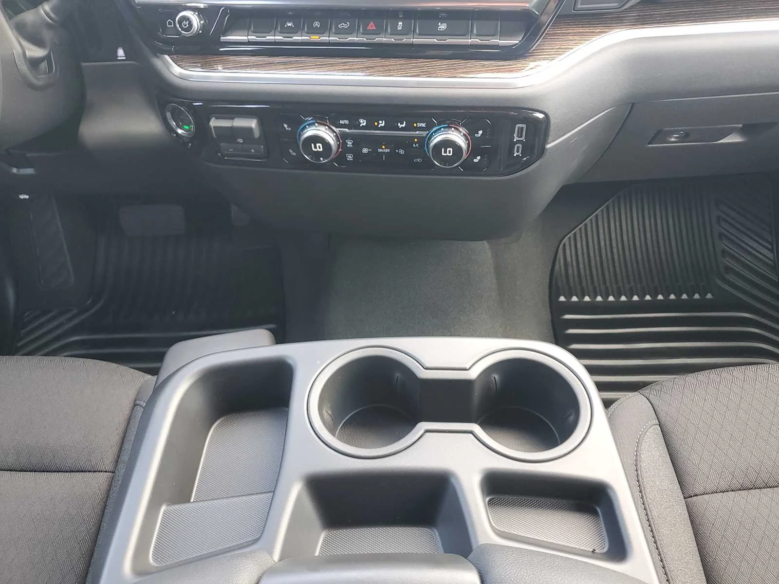 New 2026 Onyx Black GMC SLE image 19