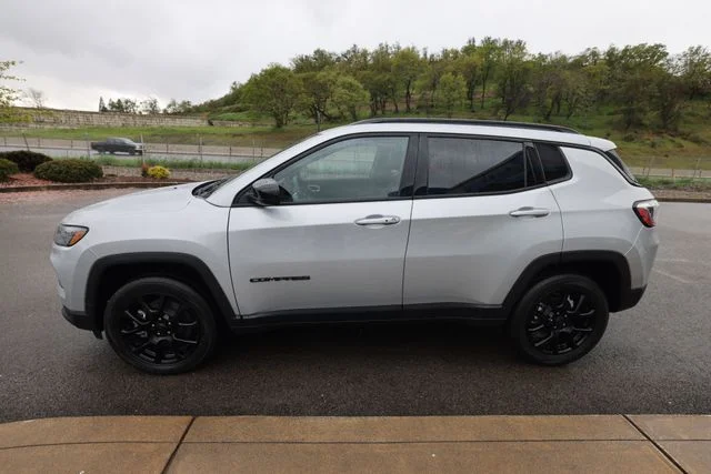 2026 Jeep Compass Altitude - Photo 6