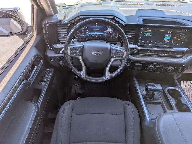 Used 2023 White Chevrolet LT Trail Boss image 17