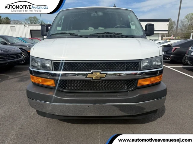 2024 Chevrolet Express Cargo Van RWD 2500 135'' w/ Convenience & Chrome Appearance Packages