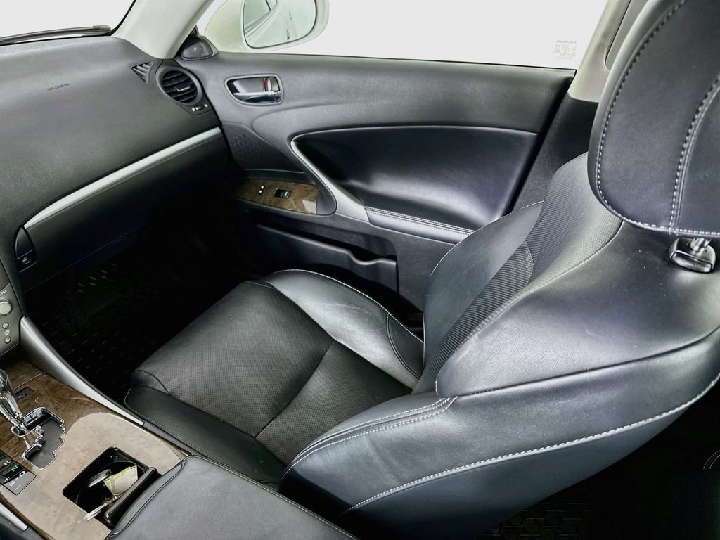 Used 2013 Starfire Pearl Lexus 250 image 22
