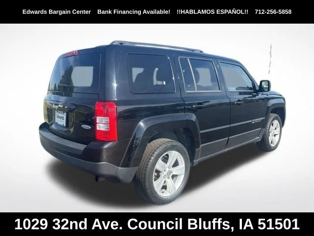 Used 2014 Black Jeep Latitude image 7