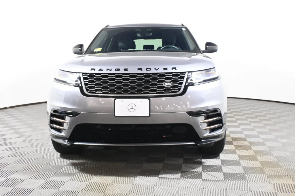 Used 2022 Gray Land Rover P250 R-Dynamic S image 10