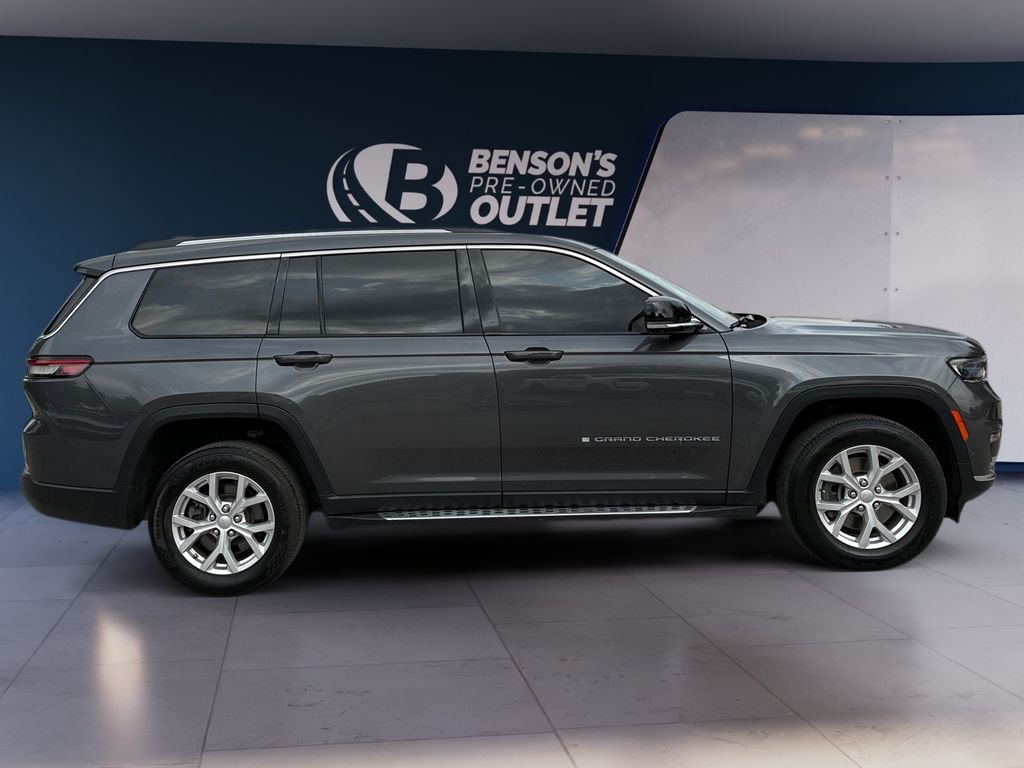 Used 2023 Gray Jeep Limited image 6