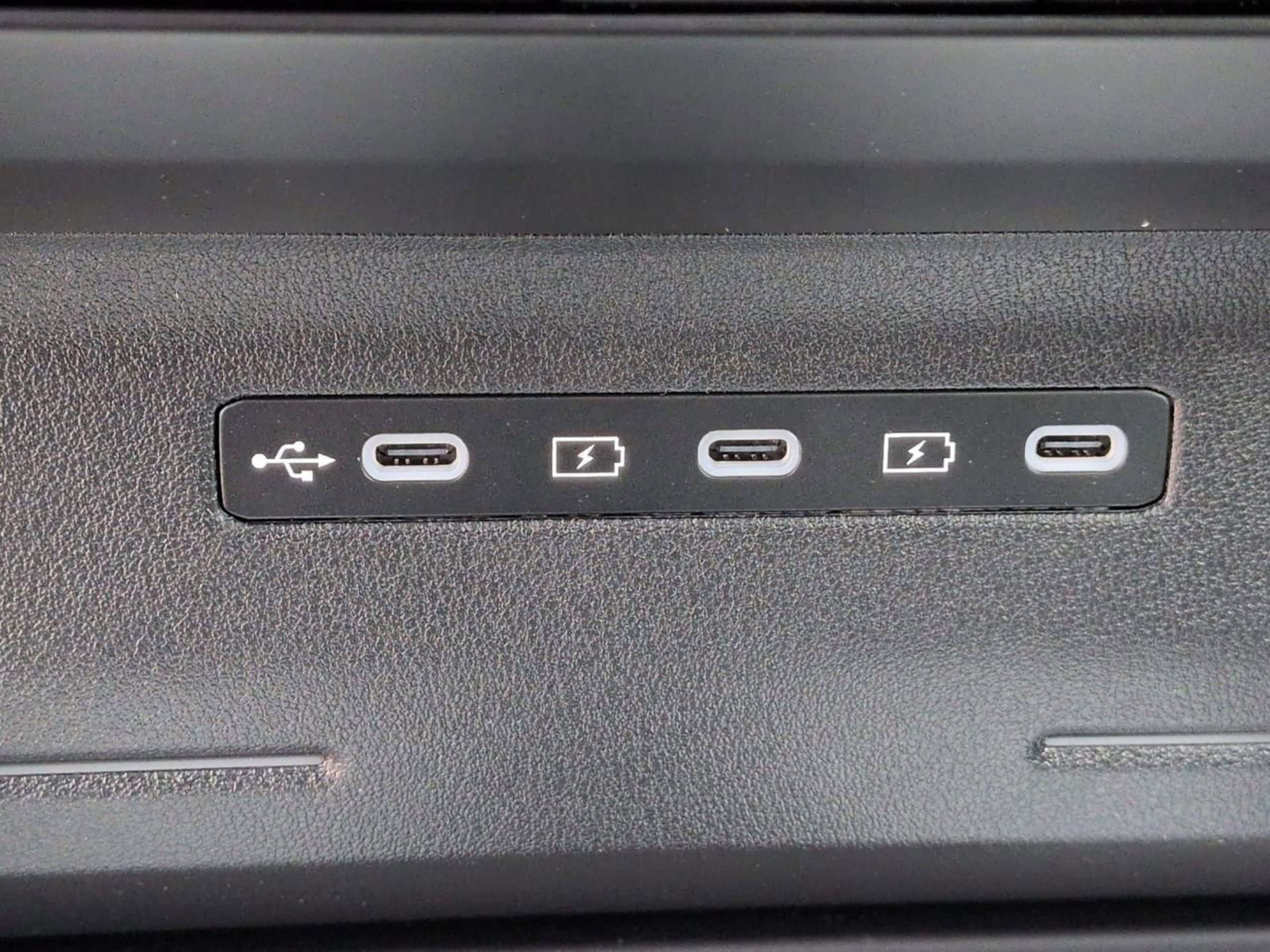 New 2027 Ebony Black Kia X-LINE SX image 23
