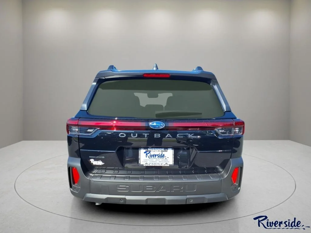 New 2026 CRYSTAL BLACK SILICA Subaru Limited image 2