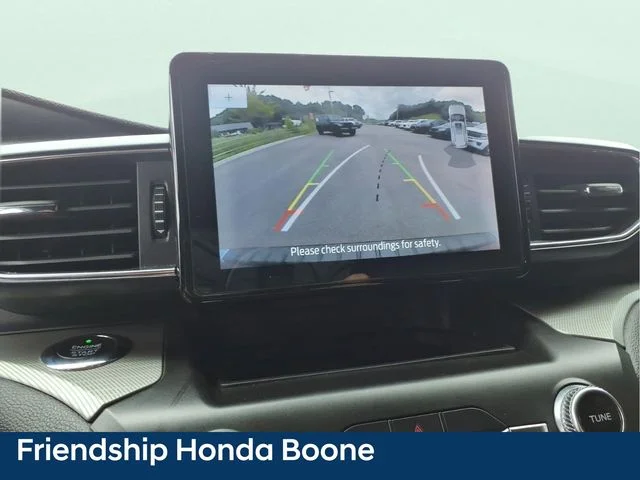 Used 2020 Blue Ford XLT image 29