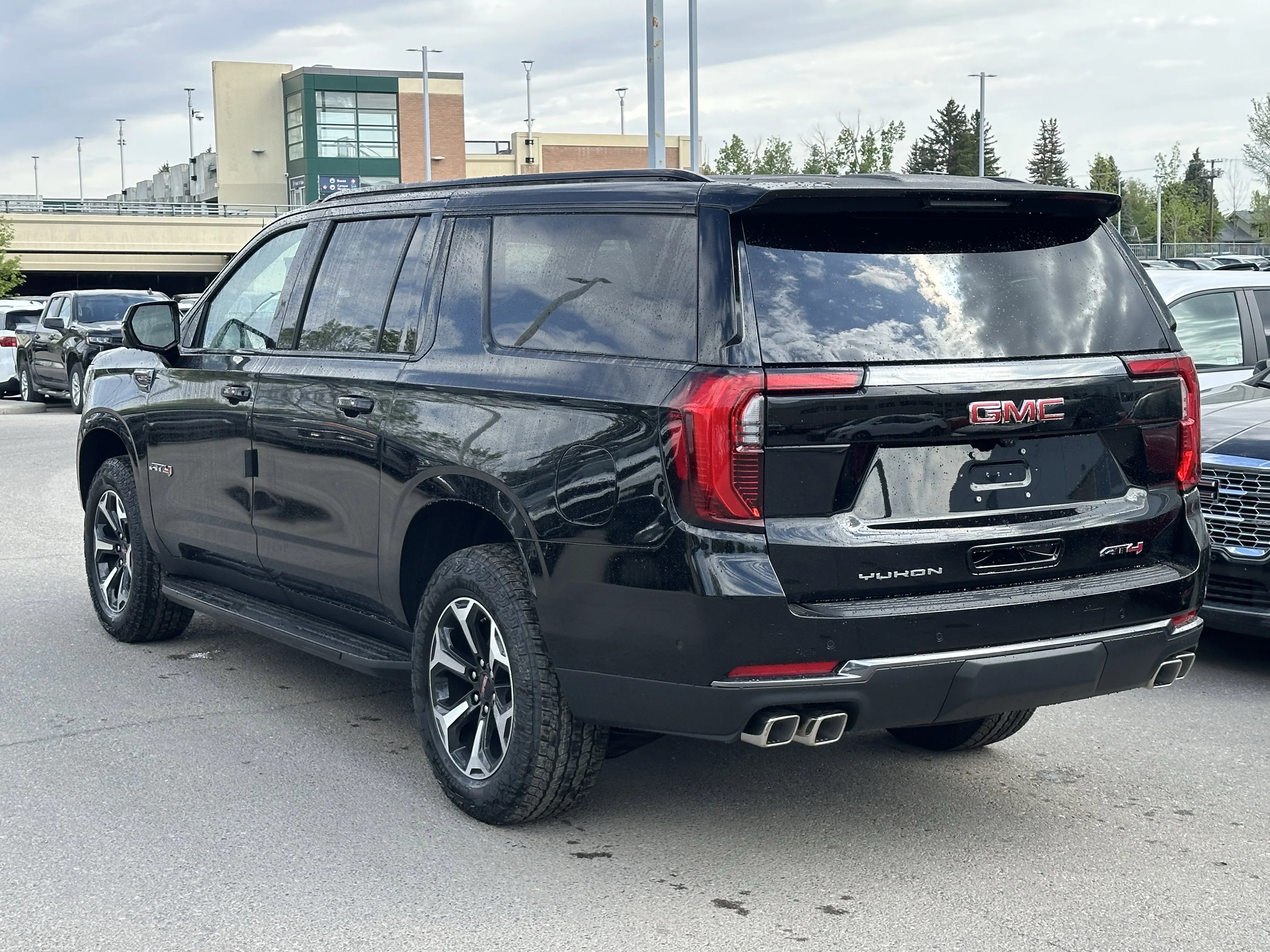 New 2026 Onyx Black GMC AT4 image 4