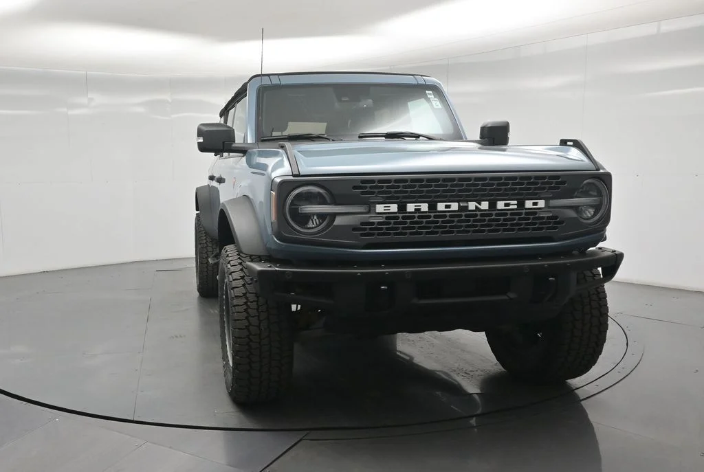 Used 2021 Blue Ford Badlands image 44