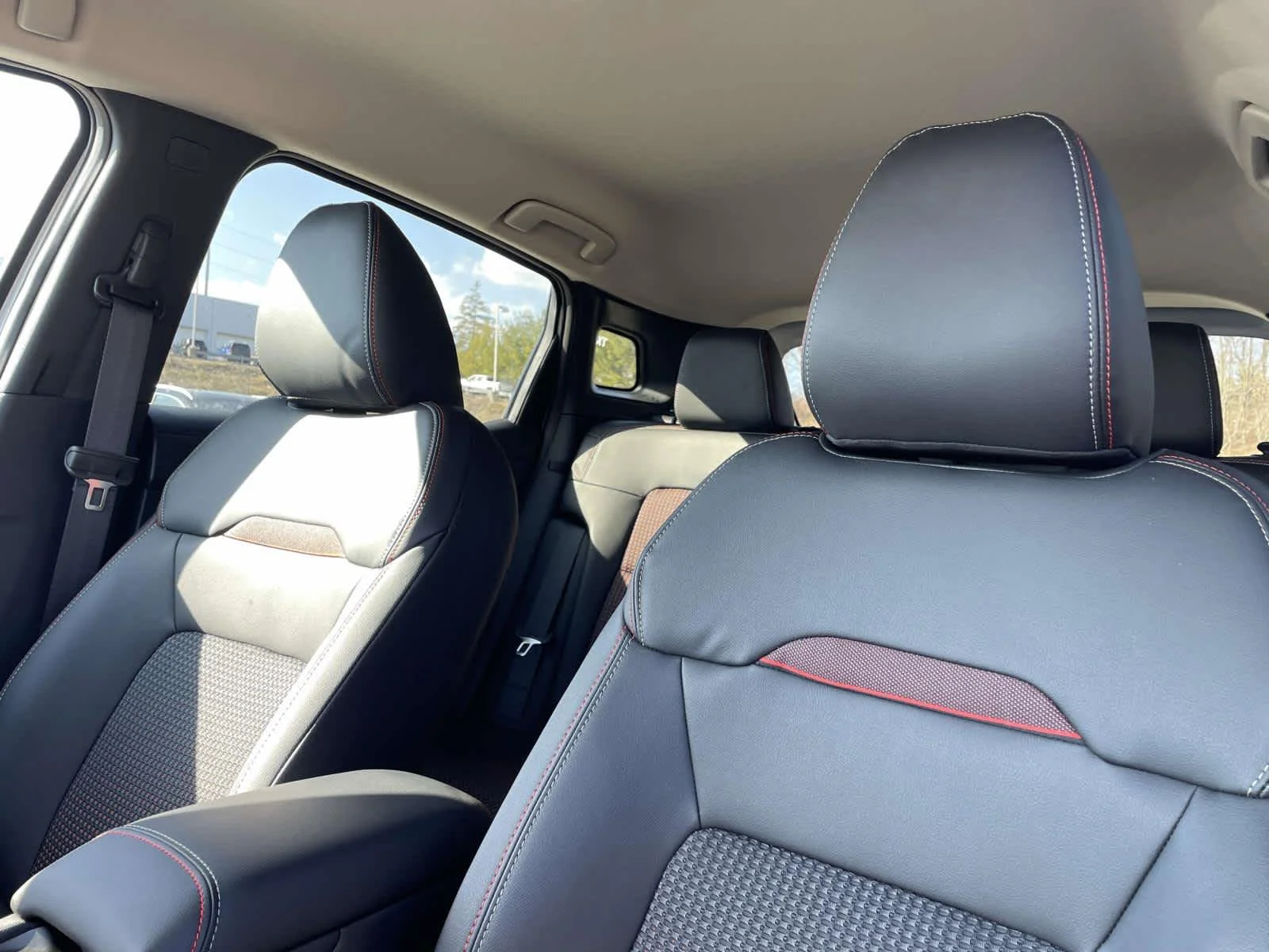 2026 Nissan KICKS SR AWD - Photo 13