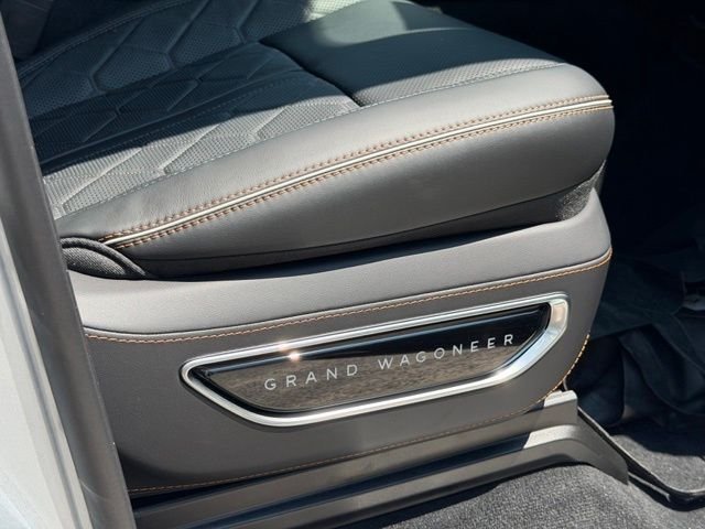 New 2026 Silver Zynith Jeep Grand Wagoneer image 16