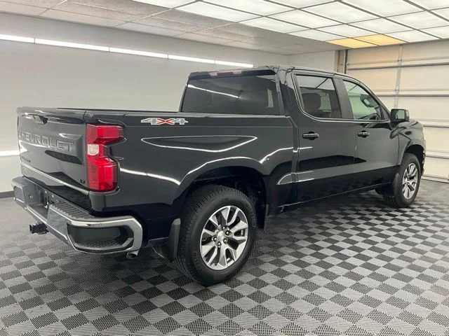 Used 2021 Black Chevrolet LT image 23
