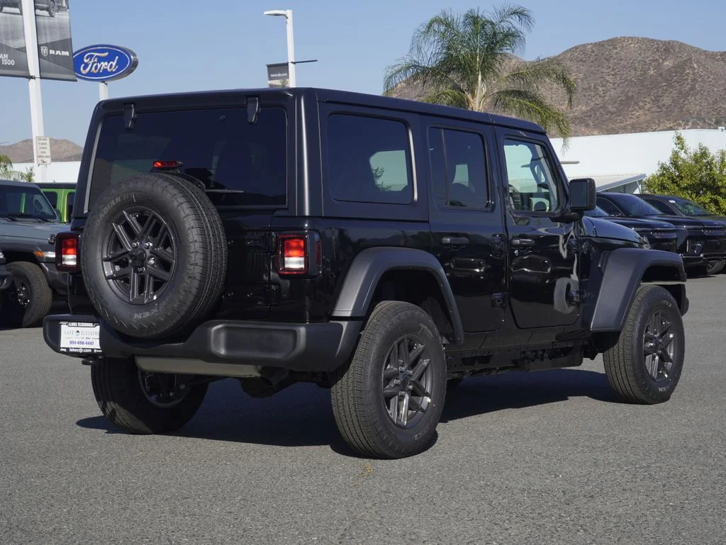 New 2026 black clearcoat Jeep Sport RHD image 3