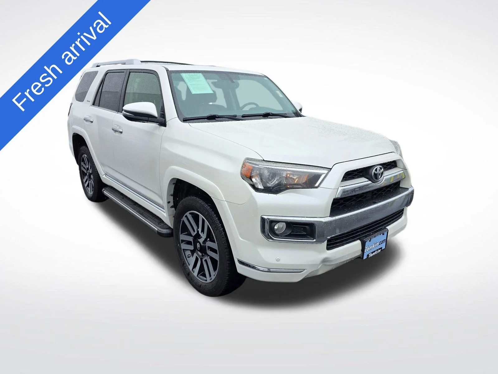 Used 2016 Blizzard Pearl Toyota Limited image 1