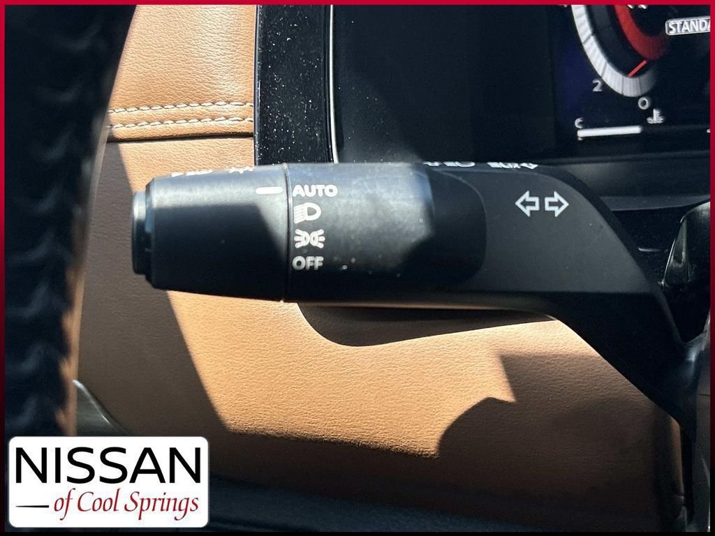 Used 2023 Blue Nissan Platinum image 34