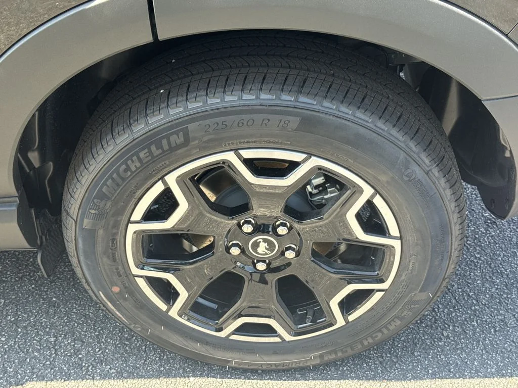 New 2026 Shadow Black Ford Outer Banks image 19