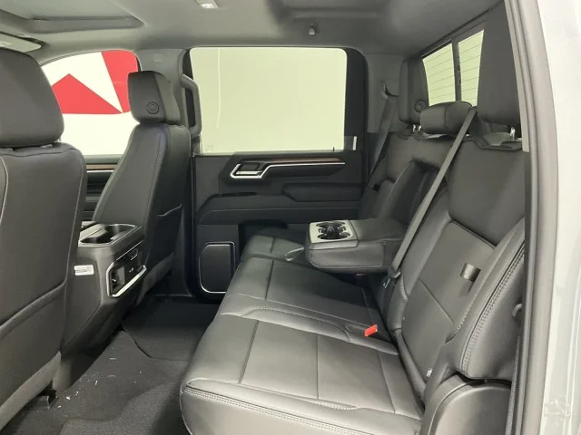 2026 GMC Sierra 3500HD Denali - Photo 21