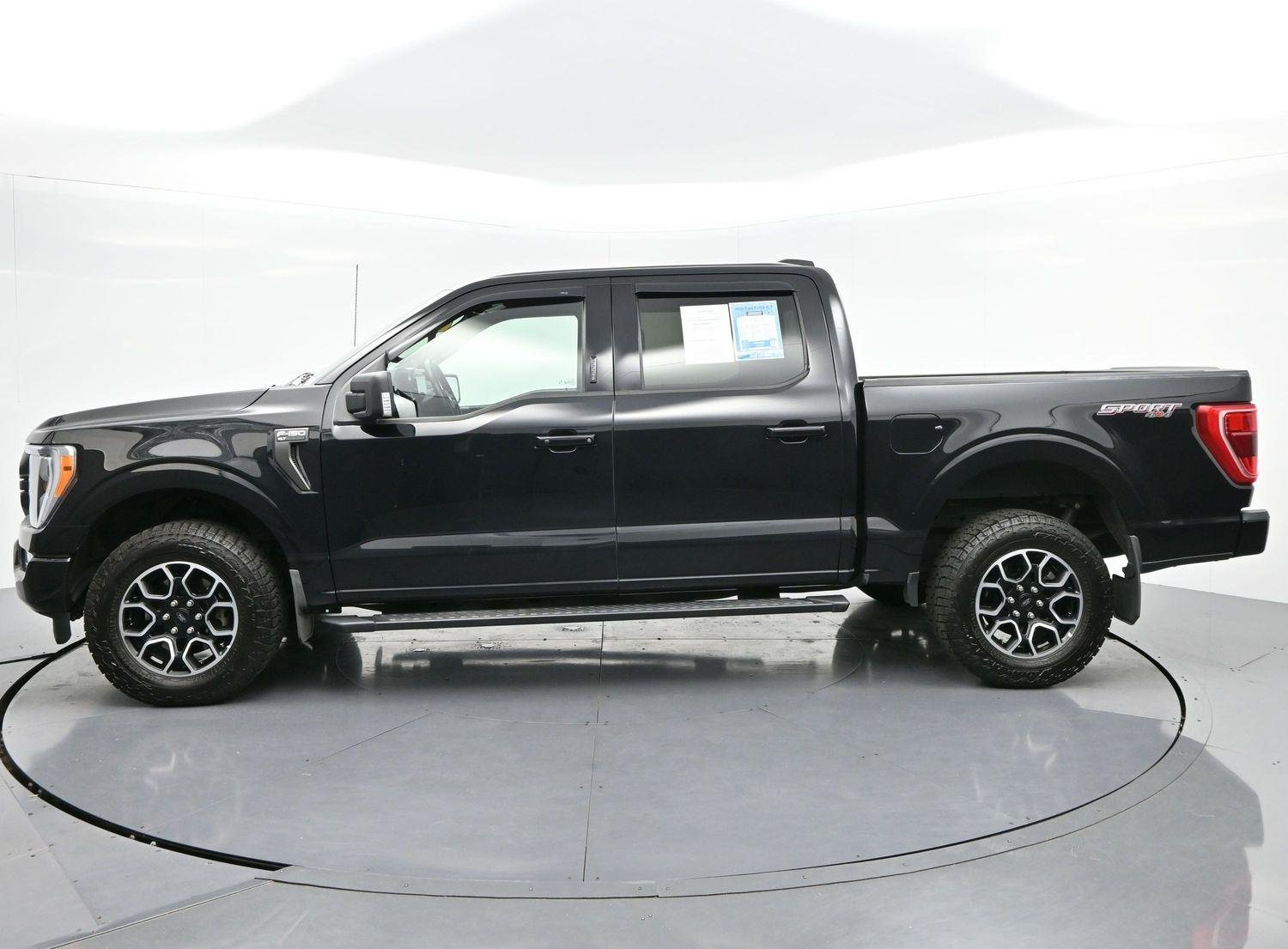 Used 2022 Agate Black Ford XLT image 4