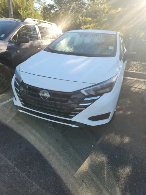 Used 2025 White Nissan 1.6 S image 1