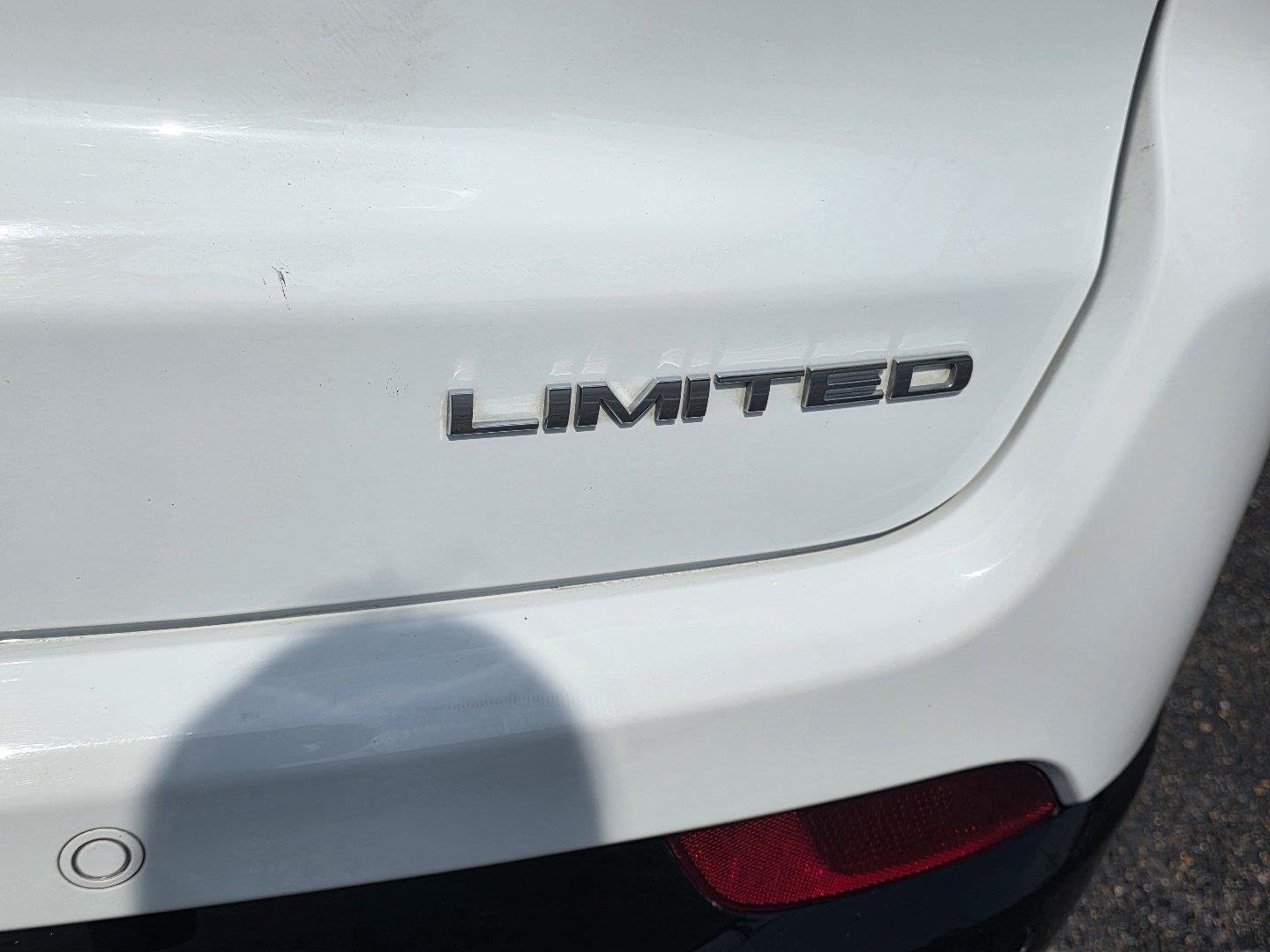 Used 2025 Bright White Clearcoat Jeep Limited image 32
