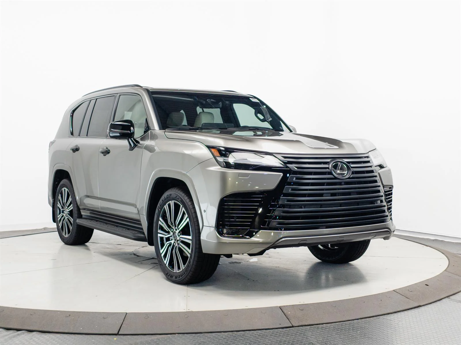 New 2026 Atomic Silver (1j7) Lexus Luxury image 1
